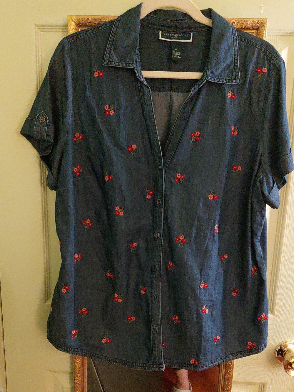 Karen Scott Embroidered Floral denim button blouse